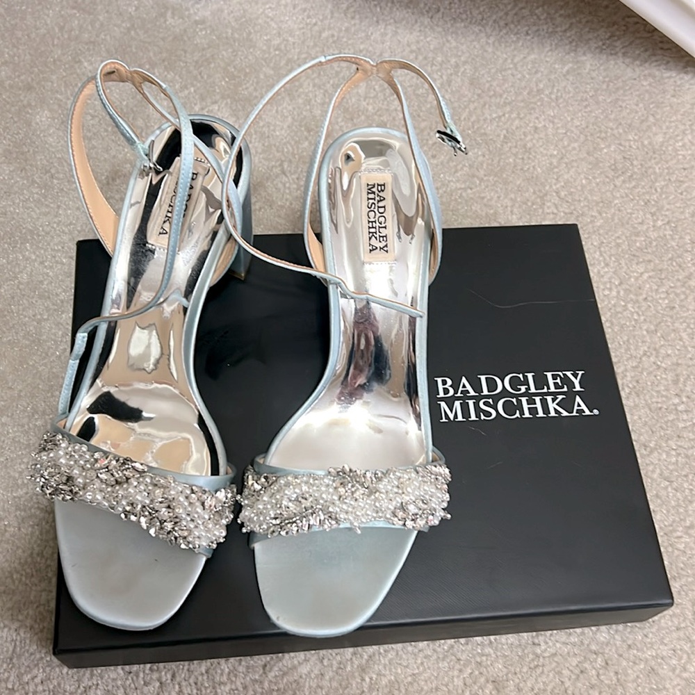 Badgley Mischka dress heels